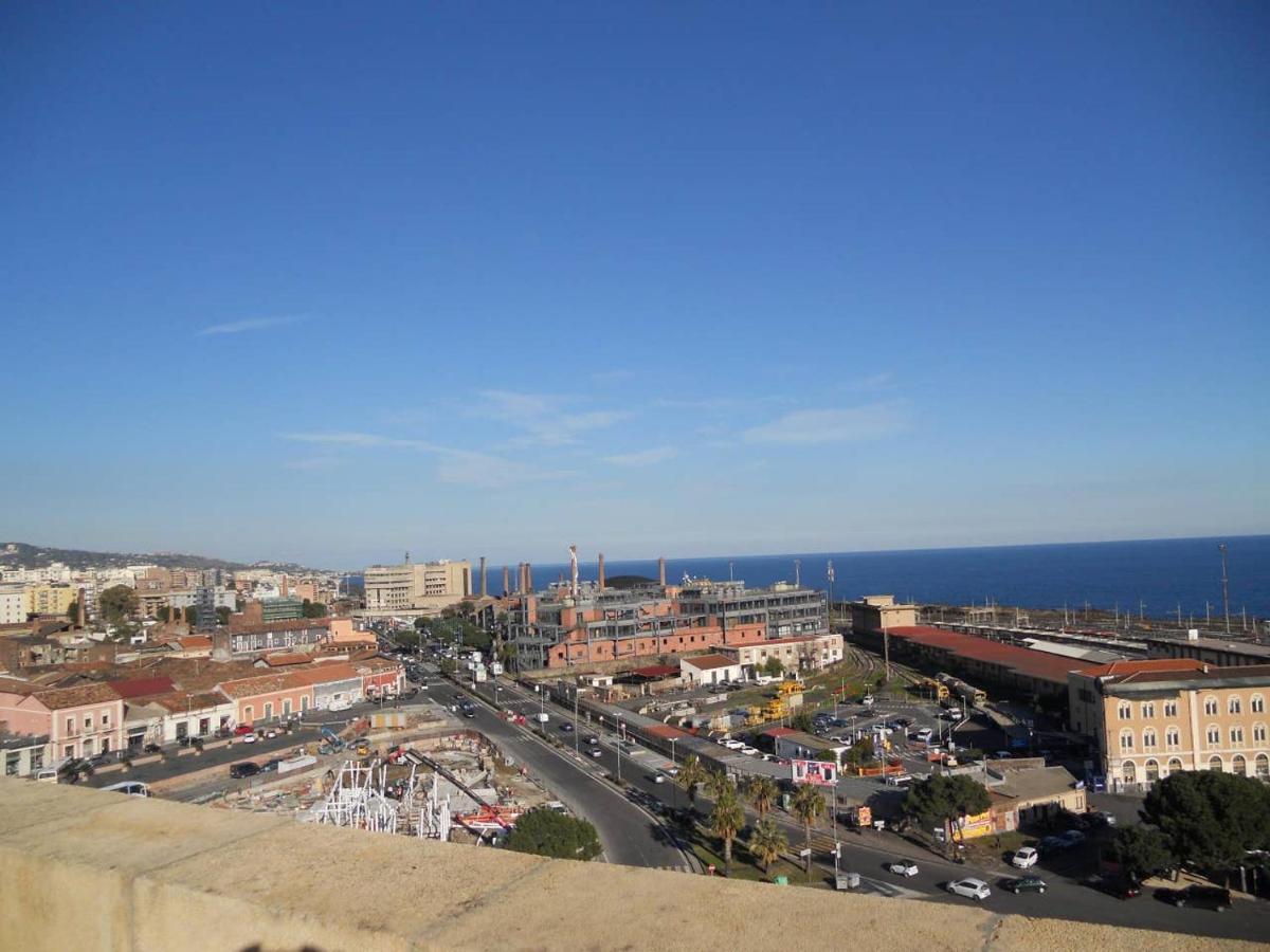 Attico Scogliera D'Armisi Apartment Catania Bagian luar foto